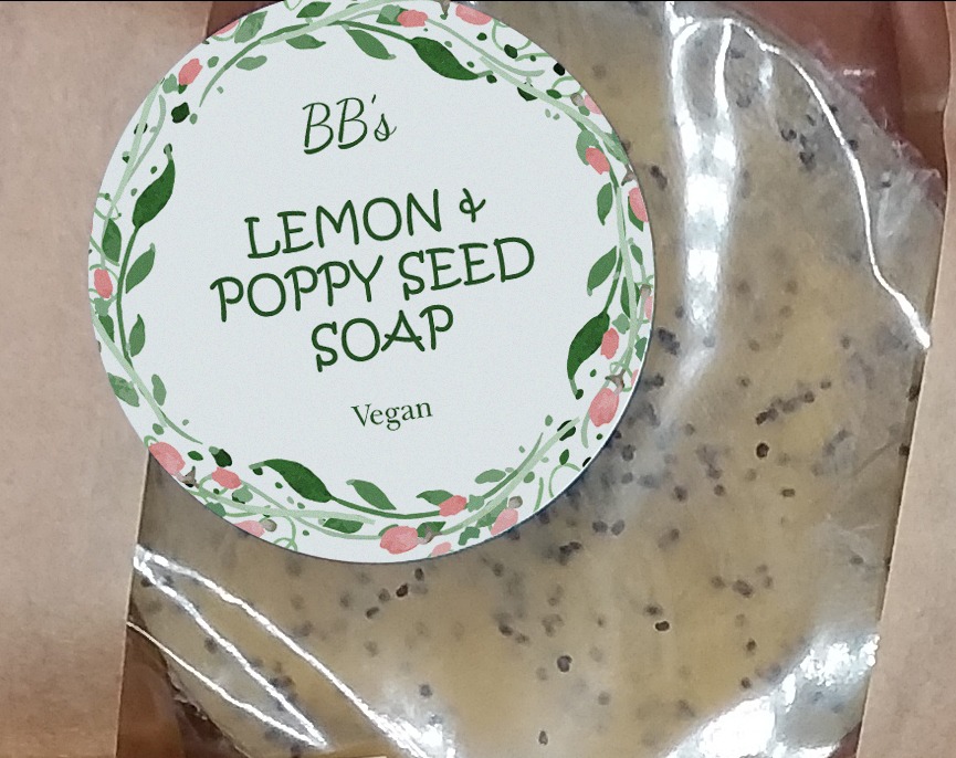 Vegan lemon & poppy seed soap